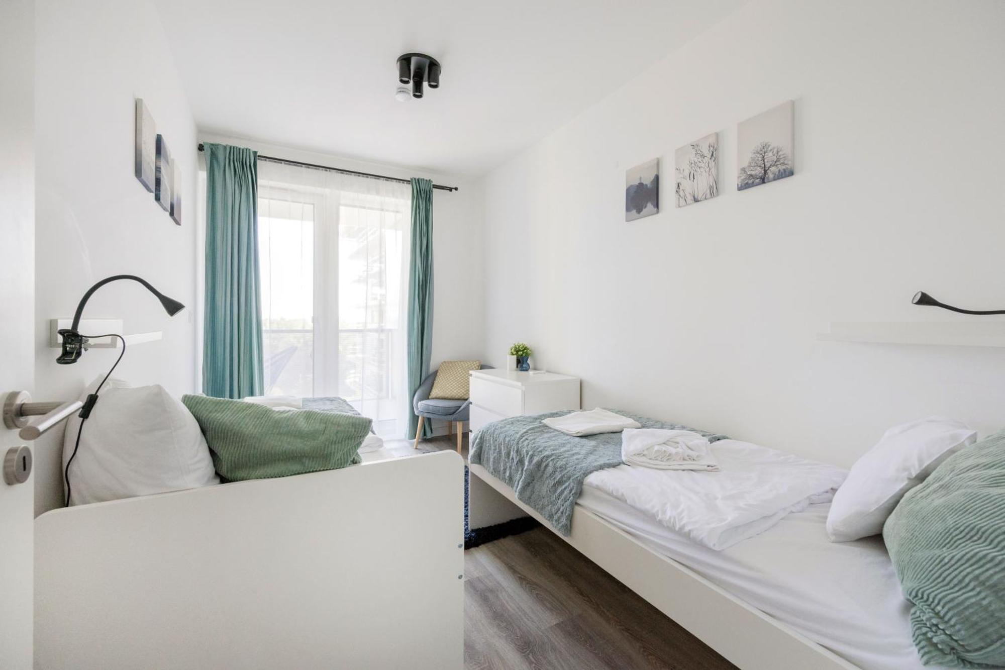 Modern Riverfront Apartment With Free Parking Budapest Exterior photo